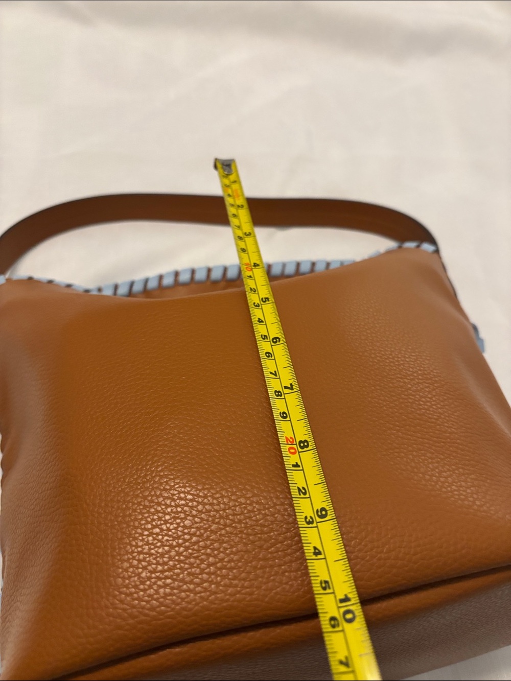 Vera Bradley Tan Slouchy Bucket Shoulder Hobo Bag Vegan Leather w/blue accent - Picture 11 of 12